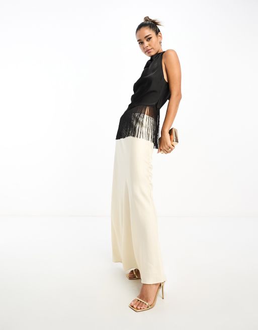 Pretty Lavish – Svart crop top med hög krage och fransar av satin, 2 av 4
