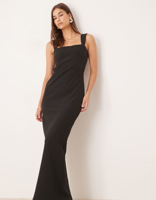 Pretty Lavish – Svart maxiklänning i crepe med fyrkantig ringning, 2 av 4