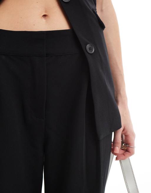 Pretty Lavish tailored trouser suit co-ord in black, 5 of 5