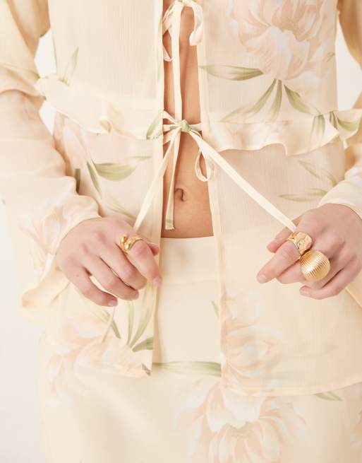 Pretty Lavish textured chiffon ruffle top co-ord in cream floral, 2 of 4