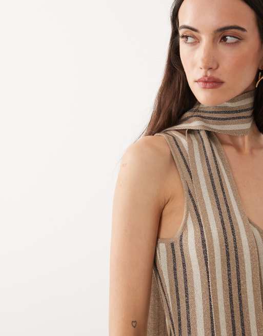 Pretty Lavish - Tierra - Vestito lungo in maglia a righe luccicanti con sciarpa, 3 di 4