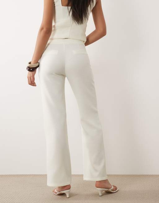 Pretty Lavish - Verona - Pantalon d'ensemble large et ajusté - Crème, 4 de 5