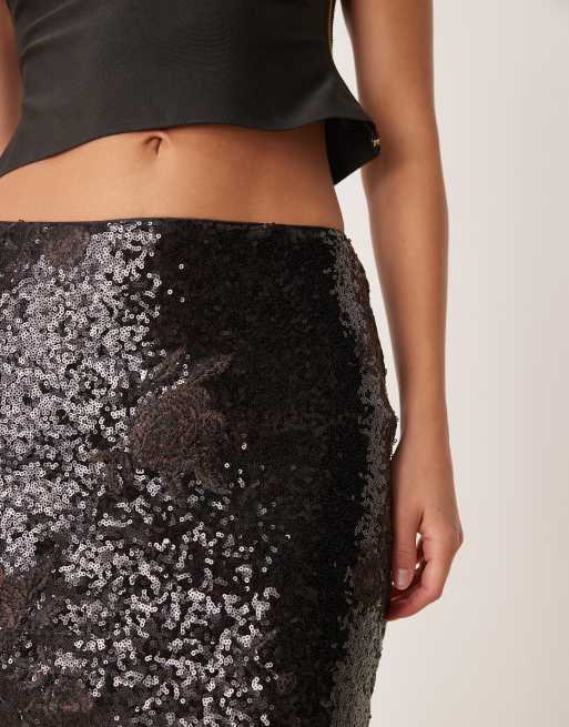 Pretty Lavish – Verzierter Pailletten-Minirock in Schwarz, 3 von 5