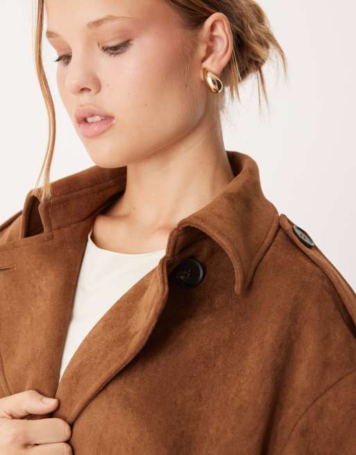 Pretty Lavish - Veste en imitation daim avec liens à la taille - Marron, 4 de 4