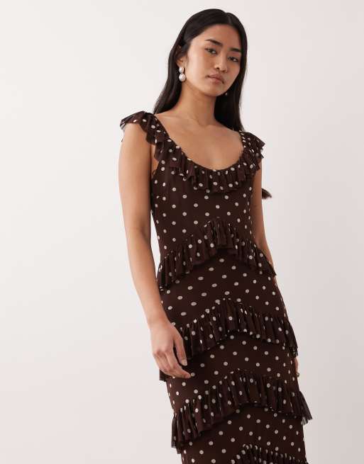 Pretty Lavish - Vestito lungo a balze in rete marrone a pois con volant, 3 di 4