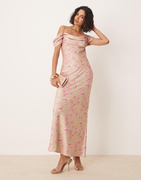Pretty Lavish - Vestito lungo a sottoveste con scollo ad anello verde oliva a fiori fucsia - view 1