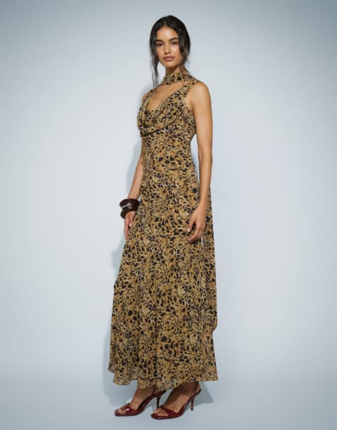 Pretty Lavish vestito lungo in chiffon con scollo ad anello e dettaglio foulard, stampa leopardata marrone - view 1