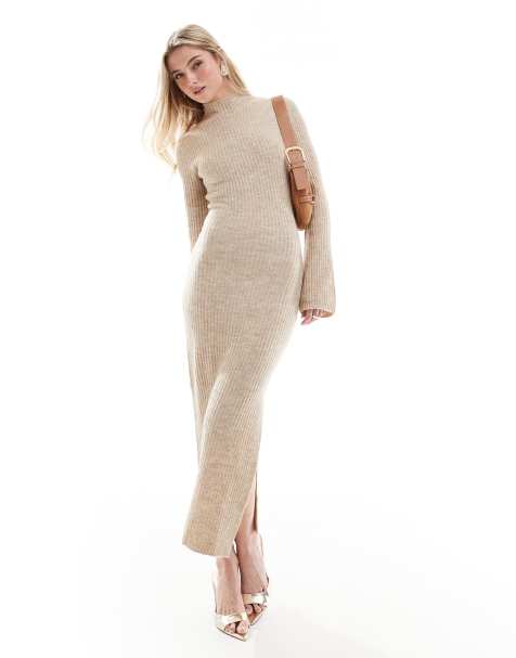 Pretty Lavish – Wadenlanges Strickkleid in Beige aus weichem Strick - view 1