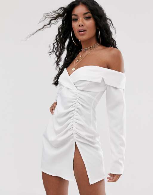 white blazer with ruched sleeves