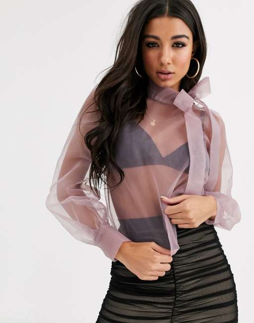 PrettyLittleThing – Bluzka z organzy z wiązaniem na szyi w kolorze zgaszonego różu