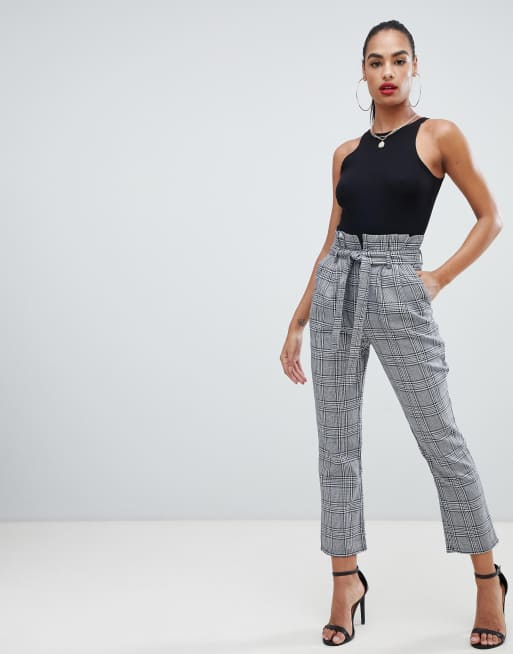 PrettyLittleThing - Broek met plooirand in grijze ruiten