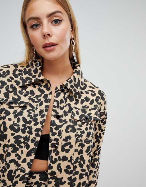 PrettyLittleThing denim jacket in leopard ASOS