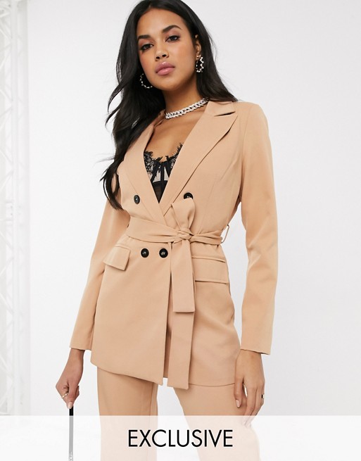 PrettyLittleThing exclusive co-ord longline blazer with belted waist in camel