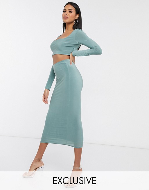 PrettyLittleThing exclusive co-ord slinky midi skirt in blue