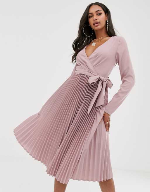 Pretty little thing pleated cheap midi dress