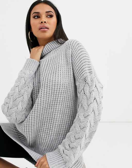 PrettyLittleThing – Gerippter, Grauer Pullover Mit PrettyLittleThing – Gerippter, Grauer Pullover Mit