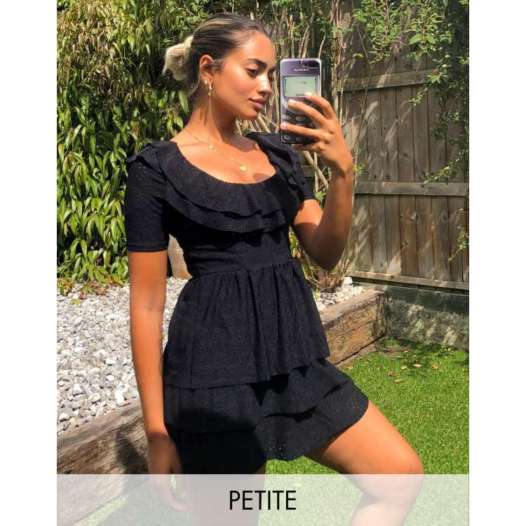 Prettylittlething store petite dresses