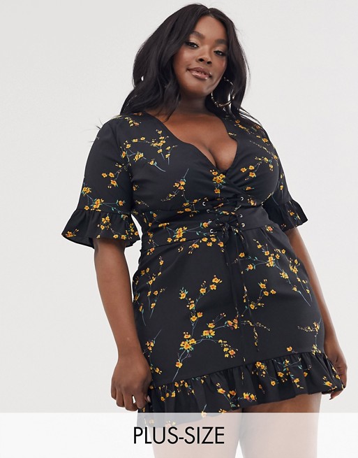 PrettyLittleThing Plus skater dress with corset waist in black floral