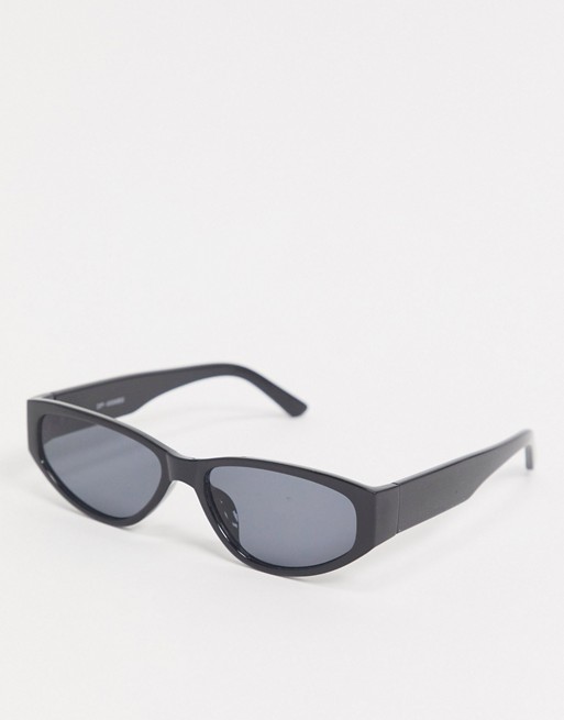 PrettyLittleThing retro shape sunglasses in black