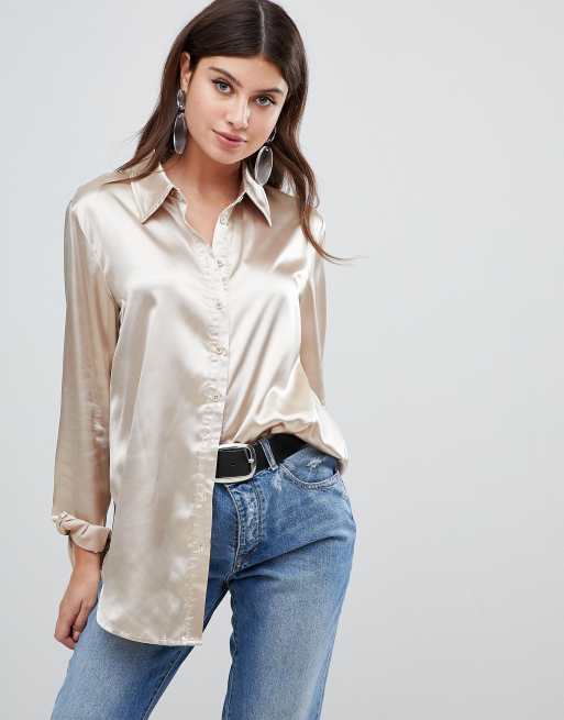 PrettyLittleThing - Satijnen overhemd in champagnekleur
