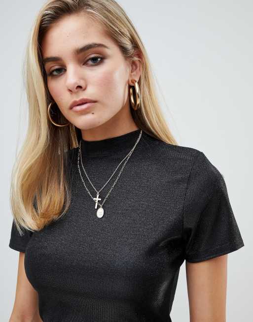 PrettyLittleThing – Svart glittrig bodycon-klänning i minimodell med hög krage, 3 av 4