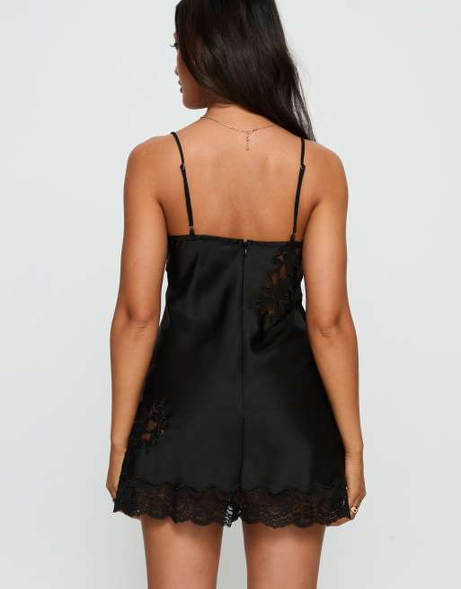 Princess Polly - Aloura - Sort cami-minikjole i satin med splejsede blondedetaljer, 3 af 4