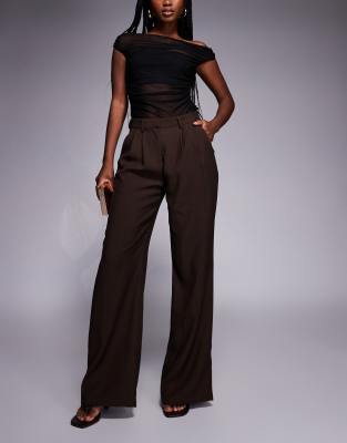 Princess Polly - Ambient - Elegante Hose in Schokobraun mit hohem Bund und Bundfalten vorne-Brown