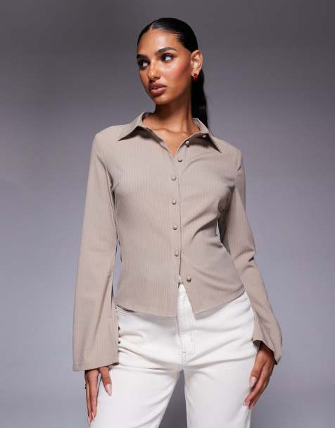 Princess Polly – Anni – Beżowa dopasowana koszula z kołnierzykiem w prążki z rozkloszowanymi rękawami - view 1