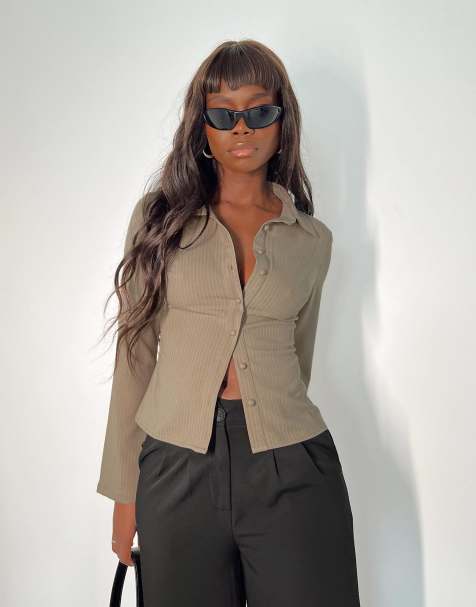 Princess Polly - Anni - Chemise ajustée à fines rayures avec col et manches évasées - Beige - view 1