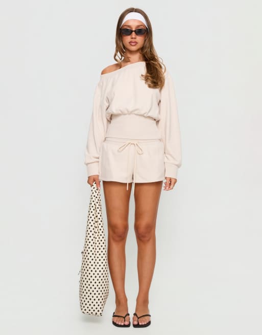 Princess Polly Aryn sweatshorts med dragsko i midjan set i cream, 4 av 4