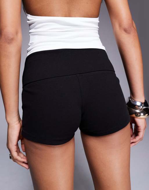 Princess Polly - Baseline - Pantaloncini micro a vita bassa neri a coste, 3 di 5