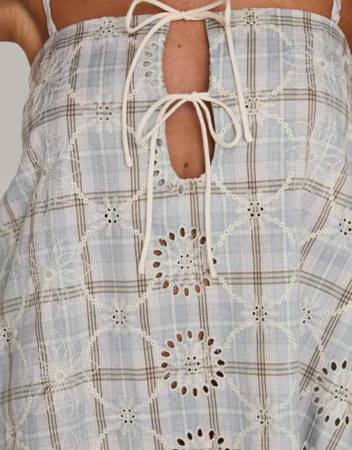 Princess Polly - Belong Together - Broderet shift-minikjole med bindebånd foran og pastelfarvede tern, 2 af 4