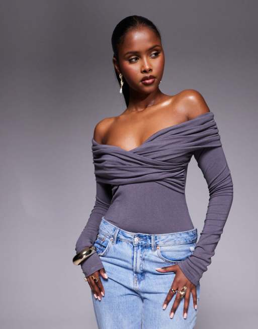 Princess Polly - Body a maniche lunghe arricciato color antracite con dettaglio drappeggiato e scollo alla Bardot