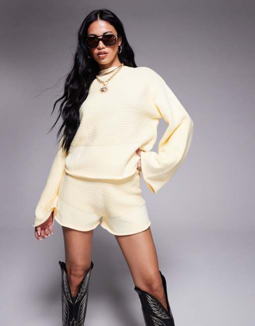 Princess Polly - Cheyenne - Completo giallo con maglione con maniche svasate e pantaloncini, 2 di 4
