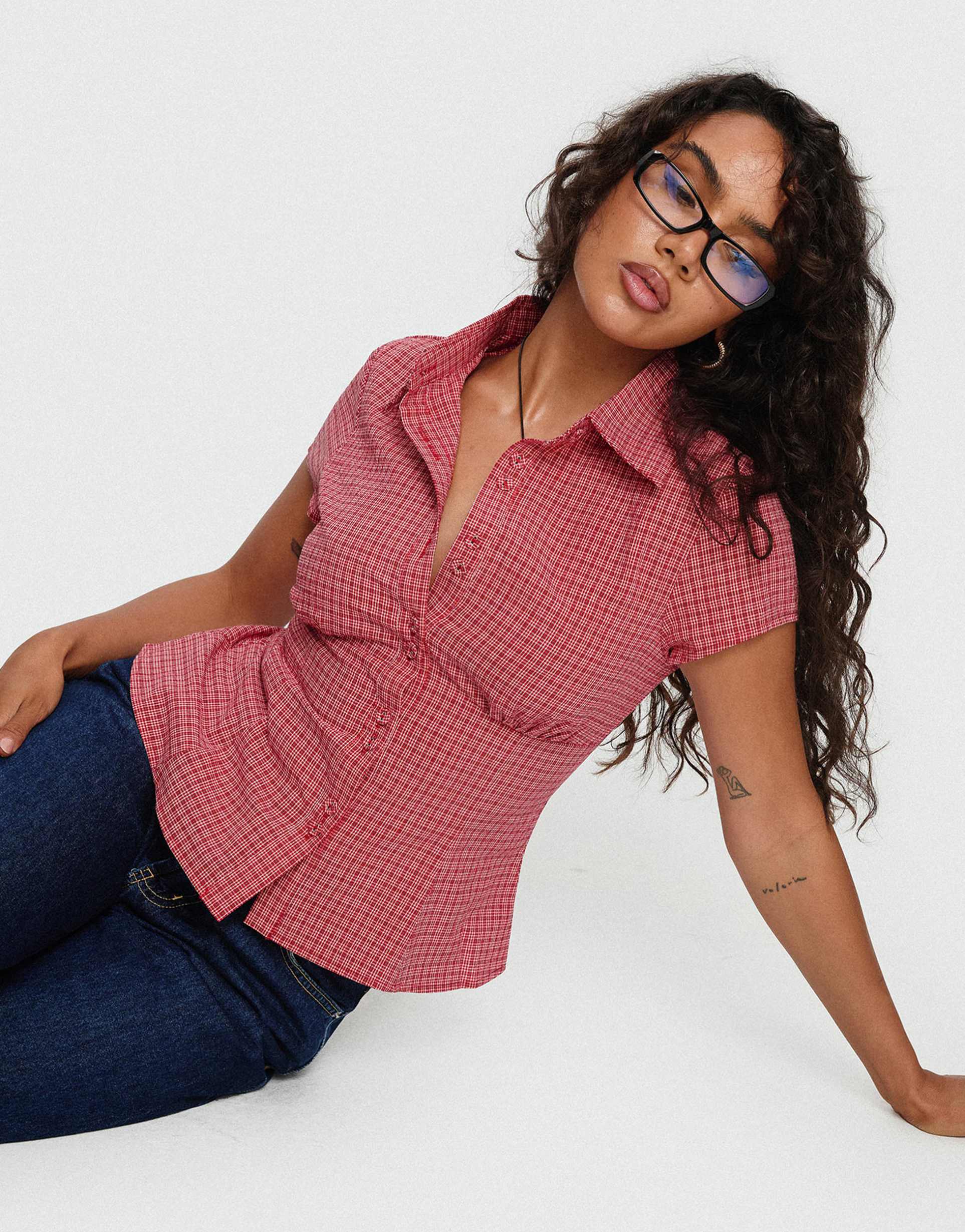 princess polly cottesloe button up fitted short sleeve shirt in red plaid