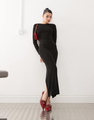 double layered slinky boat neck long sleeve backless maxi dress in black