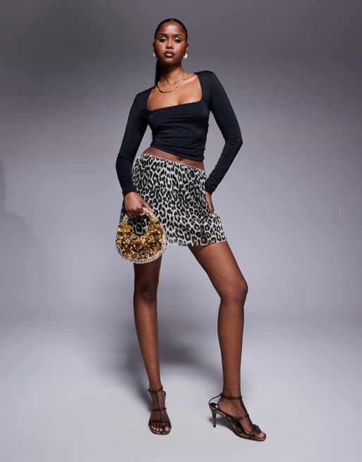 Princess Polly double layered slinky square neck long sleeve crop top in black , 4 of 4