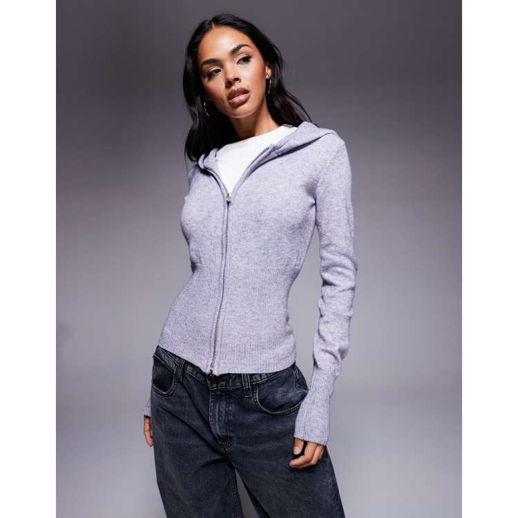 208490711-1-grey?$n_750w$&wid=