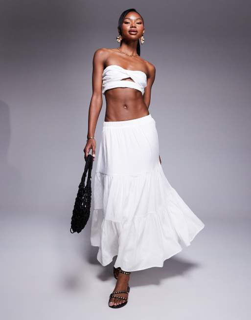 Princess Polly - Ensemble crop top bandeau torsadé et jupe longue à volants étagés - Blanc
