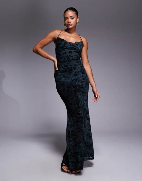 Princess Polly – Giorgiana – Camisole-Maxikleid aus Netzstoff in Grün mit schwarzem Blumenmuster und Wasserfallausschnitt - view 1