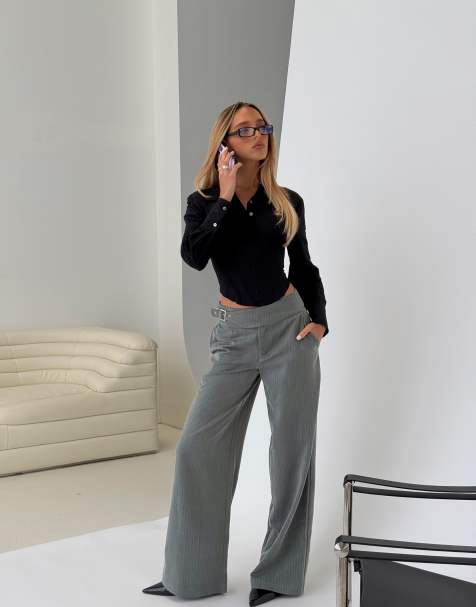 Princess Polly Jinny pantalon large ajusté à boucle, rayure fine grise - view 1