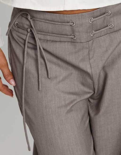 Princess Polly - Just Have Fun - Pantalon ample habillé avec liens à la taille - Gris, 2 de 4