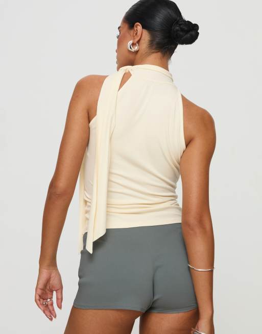 Princess Polly Mathias slinky halternek top met striksluiting in crème, 3 van 4