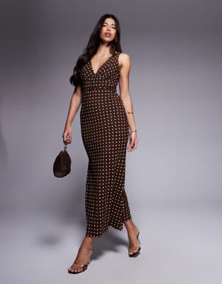 Princess Polly - Nellie - Gepunktetes Maxi-Trägerkleid in Braun mit tiefem V-Ausschnitt und Bindedetail-Bunt
