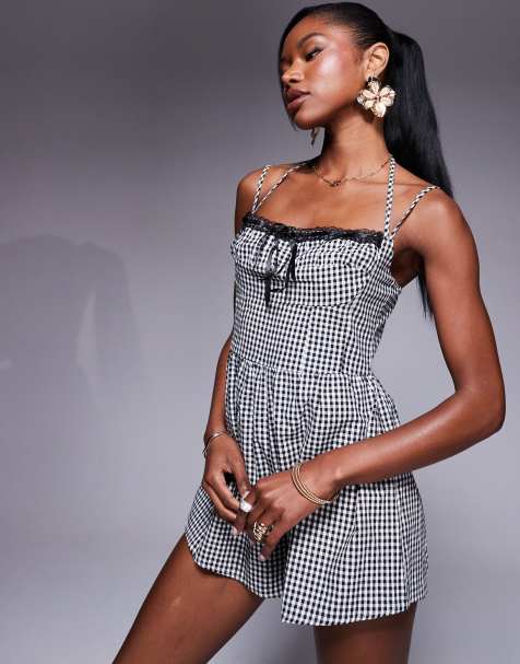Princess Polly - Playsuit met halternek, kanten rand en detail aan de buste zwart-witte gingham ruit - view 1