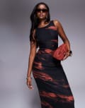 [Princess Polly] Princess Polly racerneck bodycon maxi dress in black & orange blurred print-Multi 12 MULTI