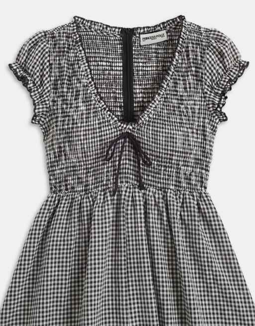 Princess Polly Wescott playsuit i bomuldsblanding med rynket bindefront i sort-hvid gingham-tern, 8 af 8
