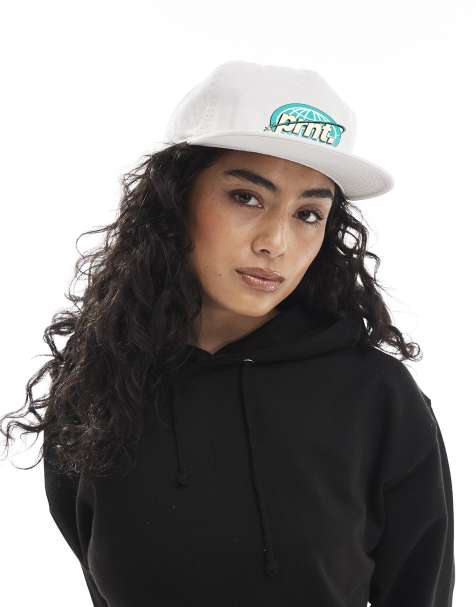 PRNT Prnt world five panel cap in light grey - view 1