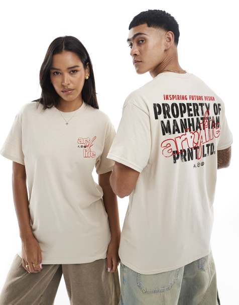 PRNT property of t-shirt in sand   