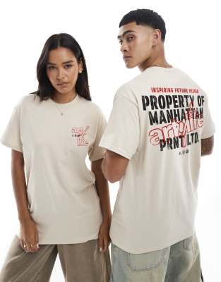 PRNT property of t-shirt in sand  